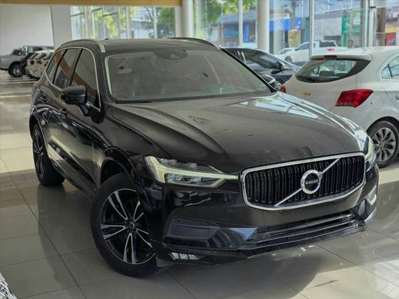 VOLVO XC60 2.0 T5 GASOLINA MOMENTUM AWD GEARTRONIC